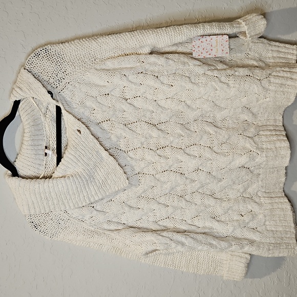 Free People Ivory Sweater NWT, Size XS - Picture 2 of 15